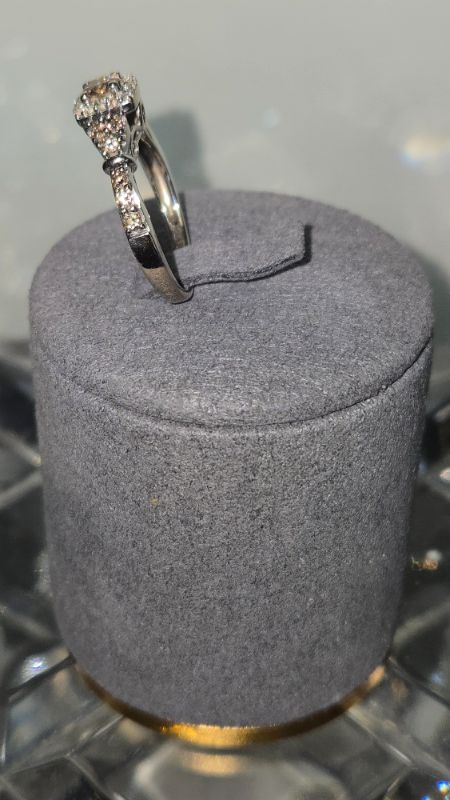 Photo 1 of 14K WHITE GOLD W. .60CT DIAMOND RING-3G SIZE 5 1/4
