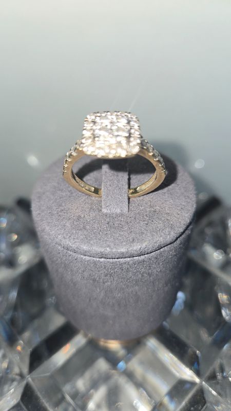 Photo 1 of 14K YELLOW GOLD W. 1CT DIAMOND RING-3.5G SIZE 7