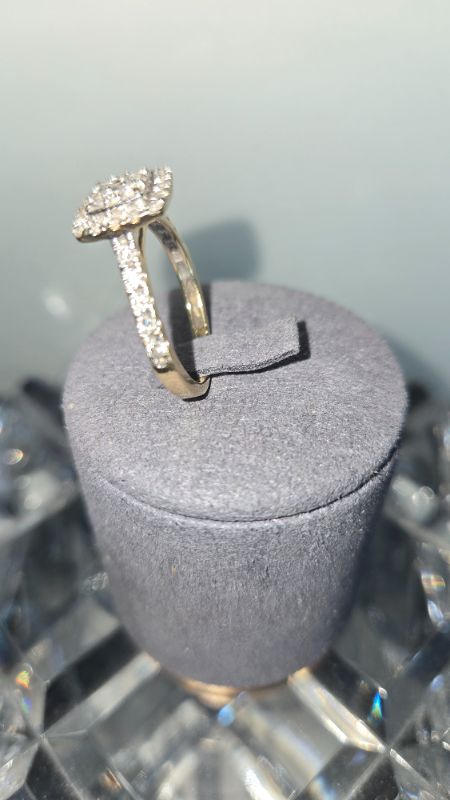 Photo 1 of 14K YELLOW GOLD W. 1CT DIAMOND RING-3.5G SIZE 7