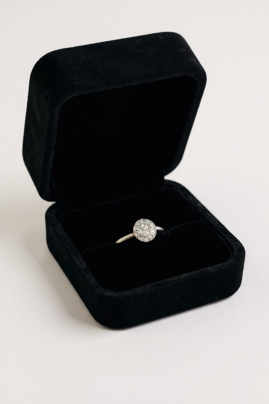 Photo 1 of 14K WHITE GOLD W. .25CT DIAMOND RING-2.56G SIZE 6 3/4 #14