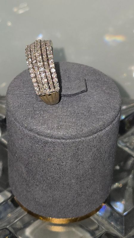 Photo 1 of 14k YELLOW GOLD W. 1.5CT DIAMOND RING-5G SIZE 7