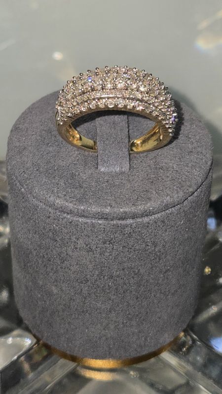 Photo 1 of 14k YELLOW GOLD W. 1.5CT DIAMOND RING-5G SIZE 7