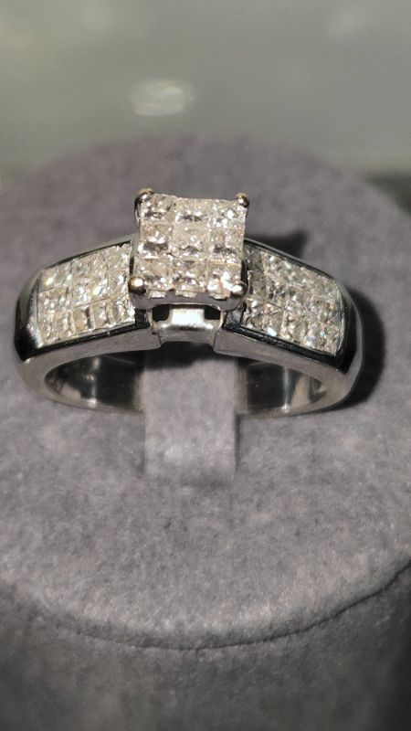 Photo 1 of 14K WHITE GOLD W. 1.25CT DIAMOND RING-5.7G SIZE 6 3/4