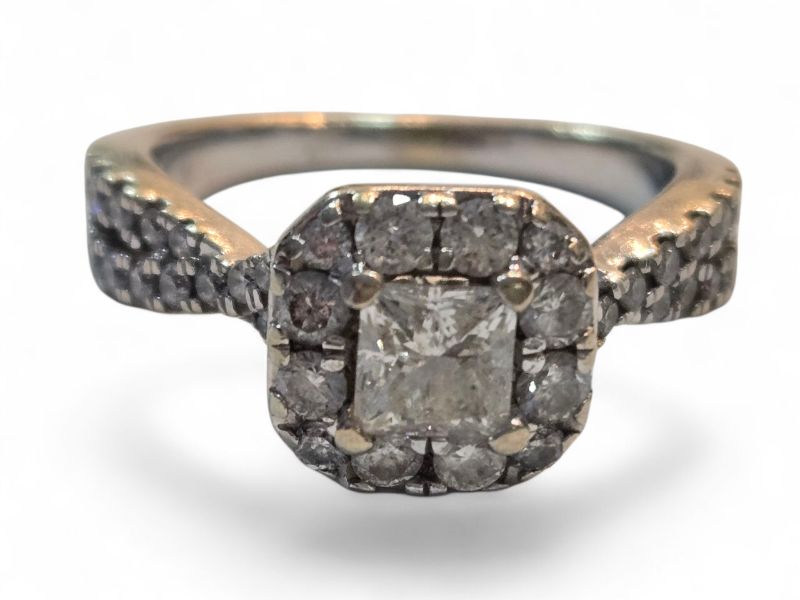 Photo 1 of 14K WHITE GOLD W. 1CT DIAMOND RING-4G SIZE 5 1/2 #26