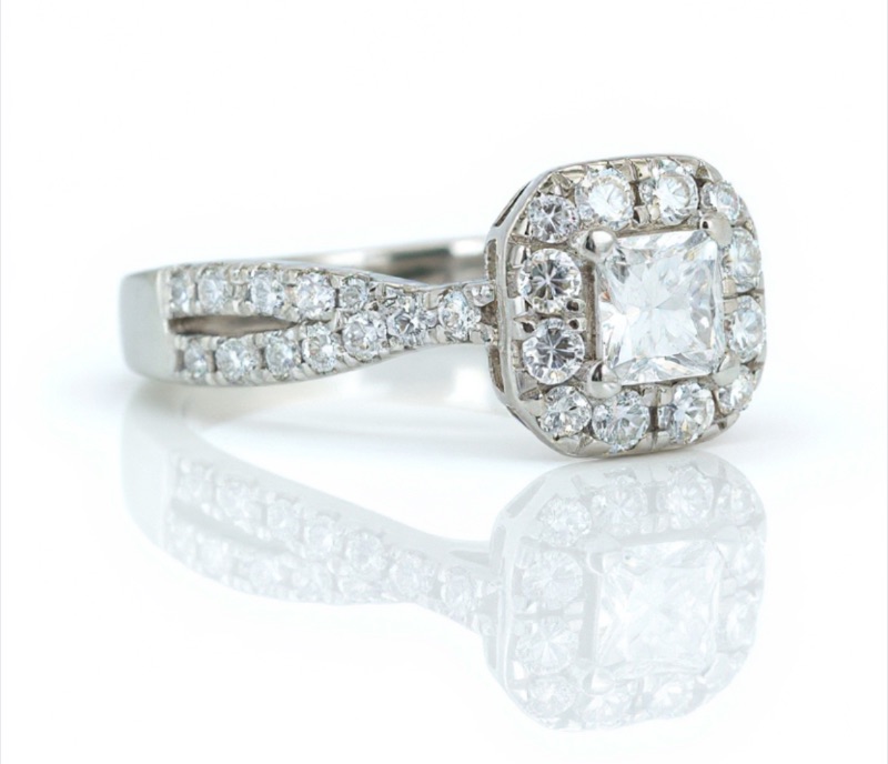 Photo 1 of 14K WHITE GOLD W. 1CT DIAMOND RING-4G SIZE 5 1/2 #26