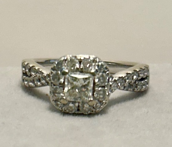 Photo 1 of 14K WHITE GOLD W. 1CT DIAMOND RING-4G SIZE 5 1/2 #26