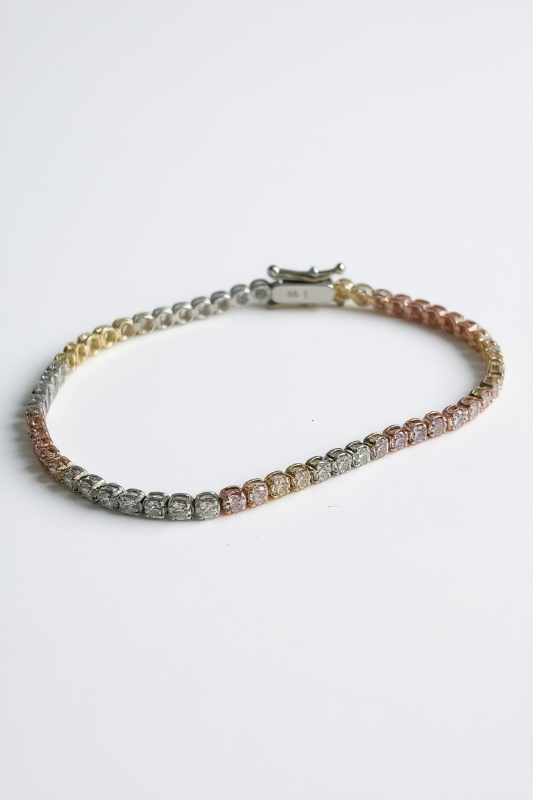 Photo 1 of 18K YELLOW  GOLD & WHITE GOLD w 3cwt DIAMOND TENNIS BRACELET-5G LENGTH 7”  #31