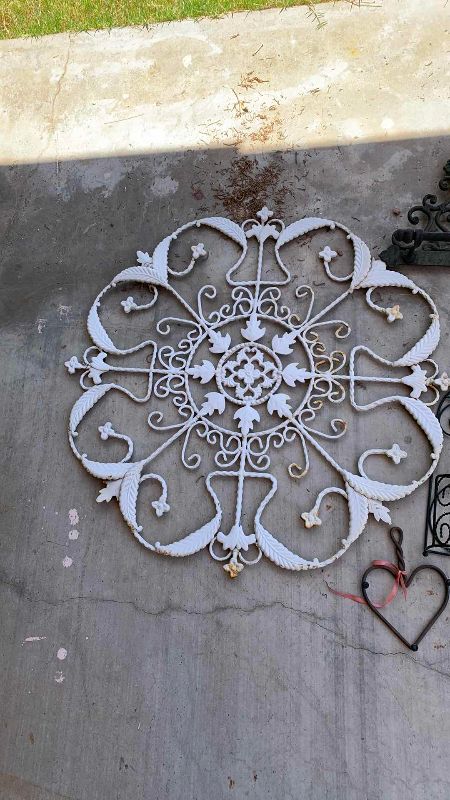 Photo 1 of METAL YARD WALL DECOR