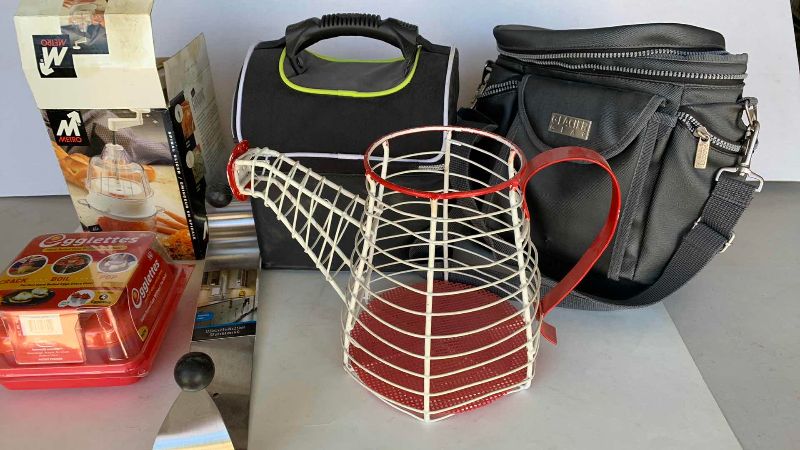 Photo 1 of KITCHEN AND LUNCH ITEMS