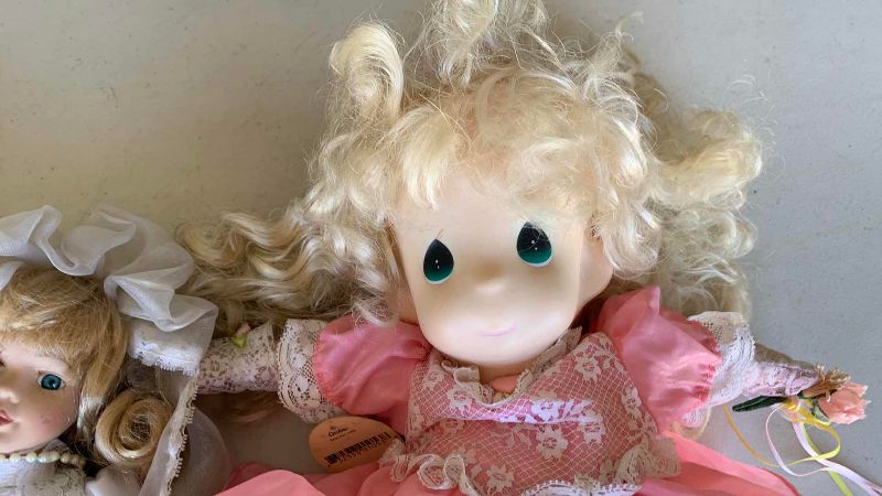 Photo 1 of VINTAGE DOLLS