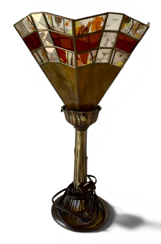 Photo 1 of TIFFANY STYLE TABLE LAMP FEATURING RED AMBER GEOMETRIC SHADE 14”