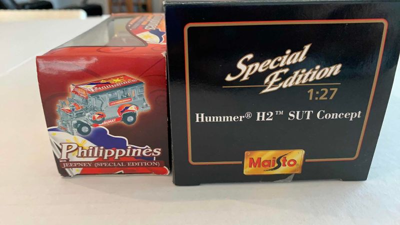 Photo 1 of HUMMER AND PHILIPPINES JEEPNEY
