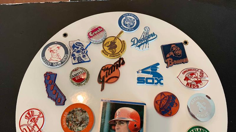 Photo 1 of VINTAGE BASEBALL MLB MAGNETS