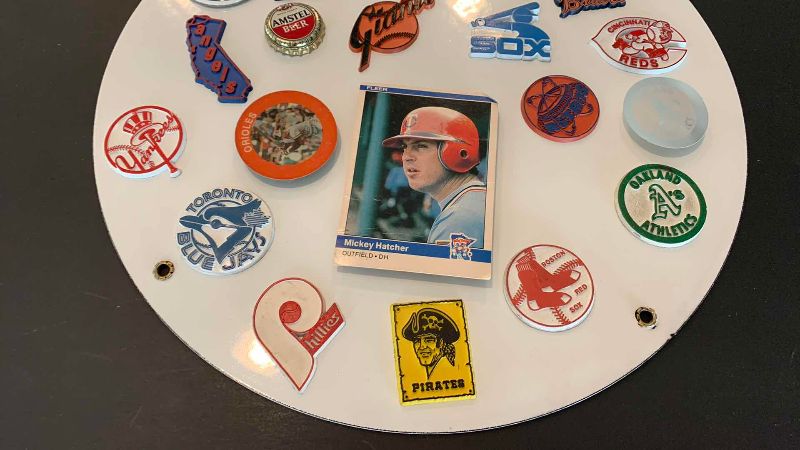 Photo 1 of VINTAGE BASEBALL MLB MAGNETS