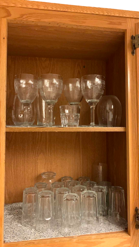 Photo 1 of GLASSWARE