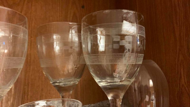 Photo 1 of GLASSWARE