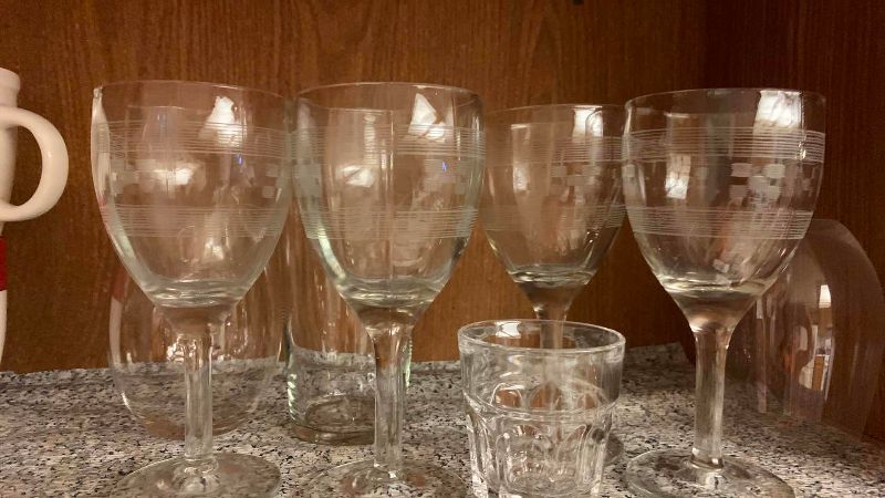 Photo 1 of GLASSWARE