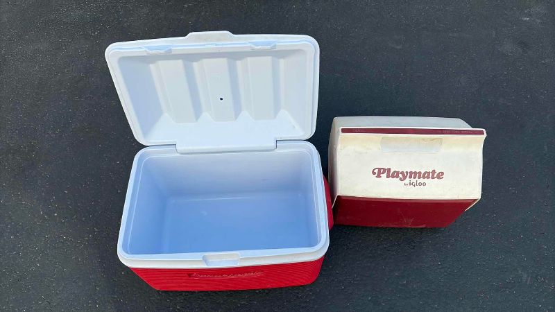 Photo 1 of RUBBERMAID COOLER AND PLAYMATE PERSONAL COOLER 18” X 14” X 12”H
