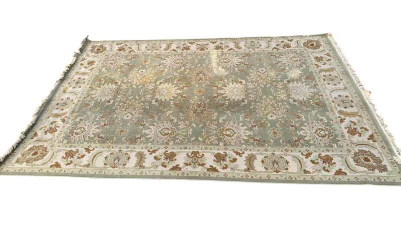 Photo 1 of WOOL RUG 7'10' X 11' 
