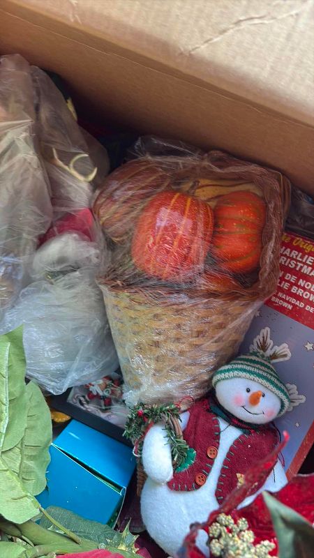Photo 1 of BOX OF CHRISTMAS HOLIDAY DECOR