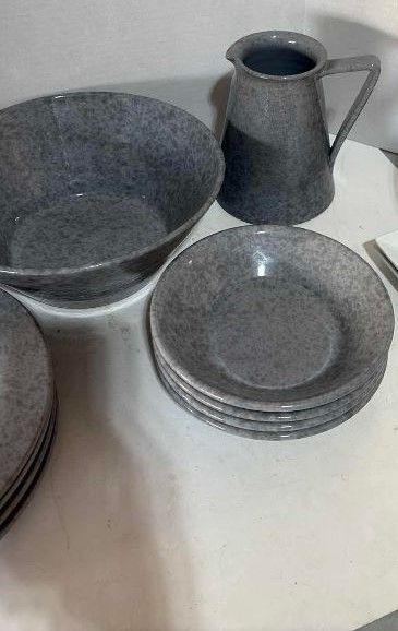 Photo 1 of VINTAGE MAMMA RO TERRA COTTA POTTERY TABLE  SET