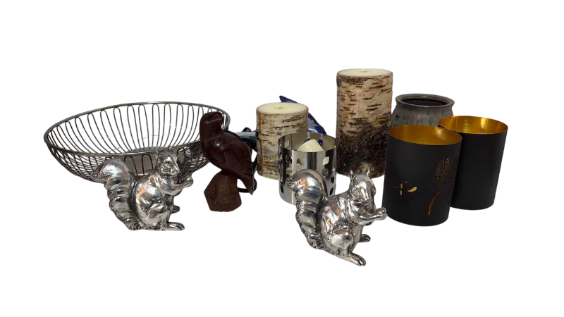 Photo 1 of HOUSEHOLD DECOR ITEMS CANDLES