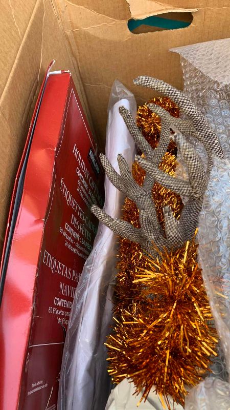 Photo 1 of CHRISTMAS DECOR