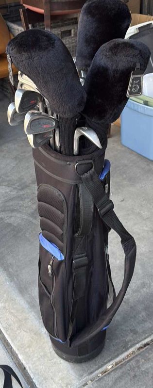 Photo 1 of GOLF BAG WITH TURNBERRY CLUBS