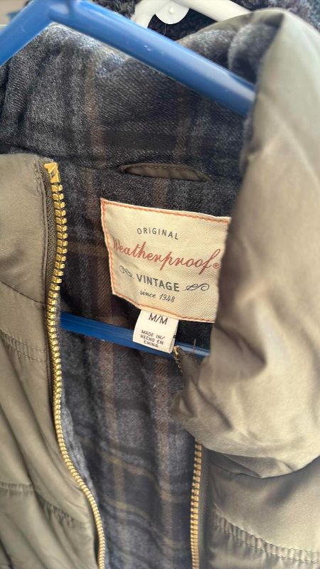 Photo 1 of MENS JACKETS LARGE