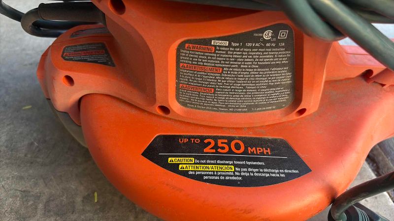 Photo 1 of BLACK AND DECKER LEAF BLOWER CORDED 37” X 15” H