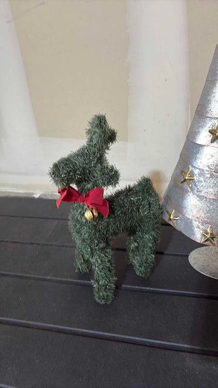 Photo 1 of CHRISTMAS DECOR METAL TREE 24”