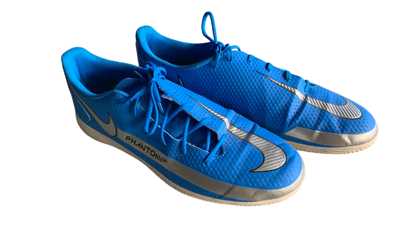 Photo 1 of MENS NIKE PHANTOM TRACK SHOES SIZE 11