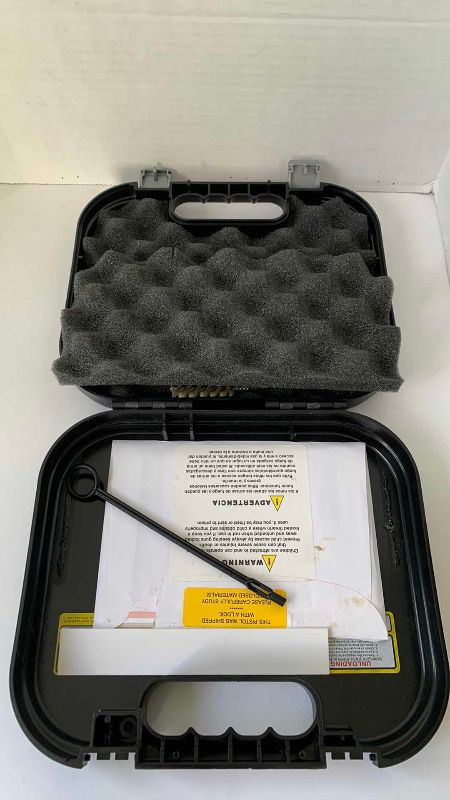 Photo 1 of GLOCK 17 PISTOL CASE
