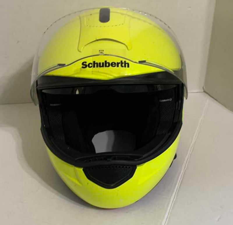Photo 1 of SCHUBERTH C3 PRO MOTORCYCLE FULL FACE HELMET