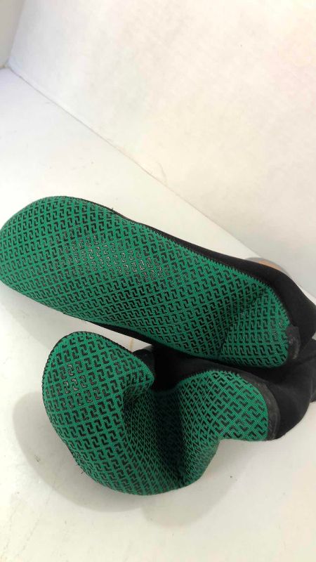 Photo 1 of ARGOS STEALH HI TOP BOOTIES