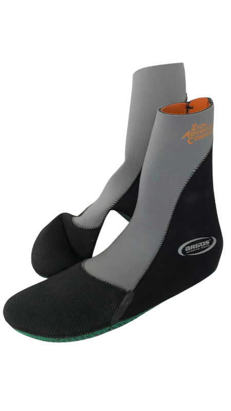 Photo 1 of ARGOS STEALH HI TOP BOOTIES