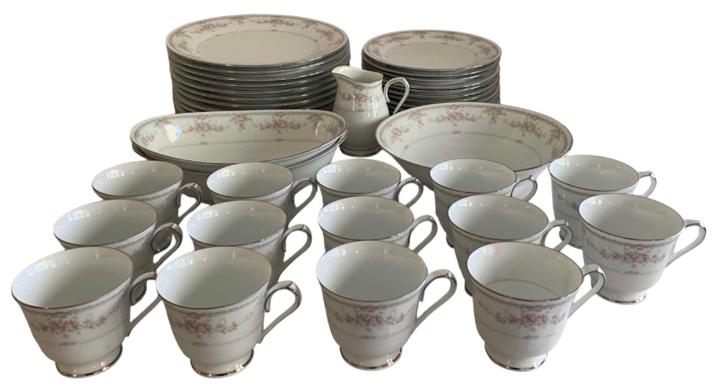 Photo 1 of 42 PIECE NORITAKE CHINA VERANDA PATTERN MADE IN JAPAN