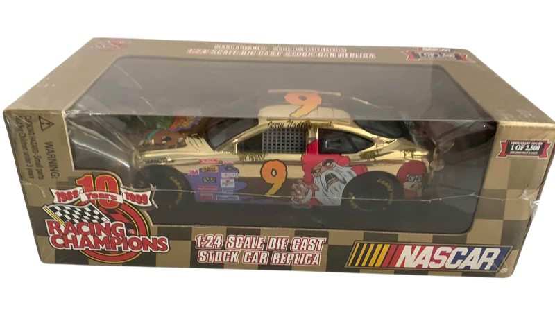 Photo 1 of NASCAR 10TH ANNIVERSARY RACING CHAMPIONS CARTOON NETWORK NUMBER 9 1/24 SCALE DIECAST STOCK CAR 1/1999