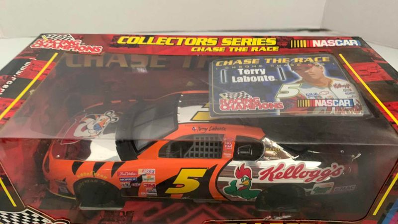 Photo 1 of NASCAR RACING CHAMPIONS COLLECTOR SERIES CHASE THE RACE, TERRY LABONTE NUMBER FIVE 1/24 SCALE DIECAST REPLICA