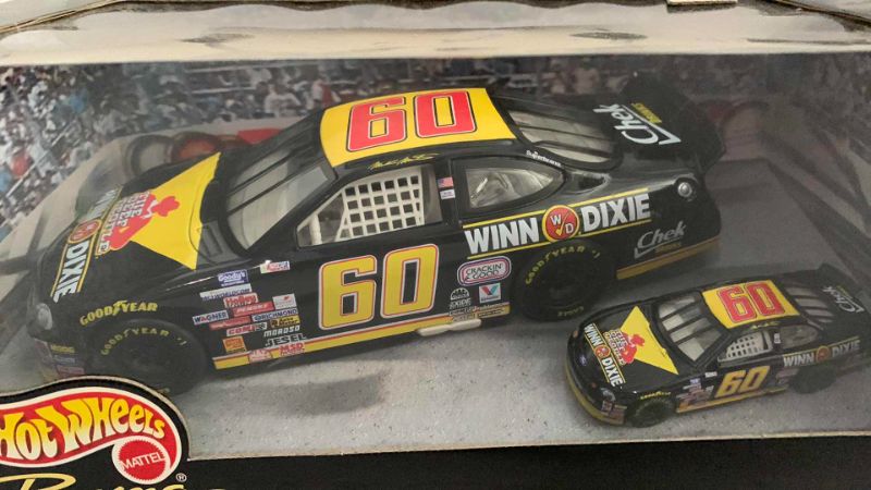 Photo 1 of NASCAR HOT WHEELS RACING SPECIAL TWO CAR PACK MARK MARTIN NUMBER 60