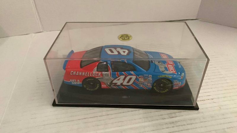 Photo 1 of NASCAR REVELL COLLECTION KERRY EARNHARDT NUMBER 40