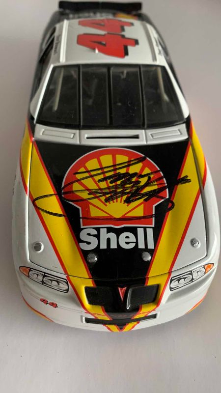 Photo 1 of NASCAR TONY STEWART NUMBER 44 AUTOGRAPHED CAR 124 SCALE