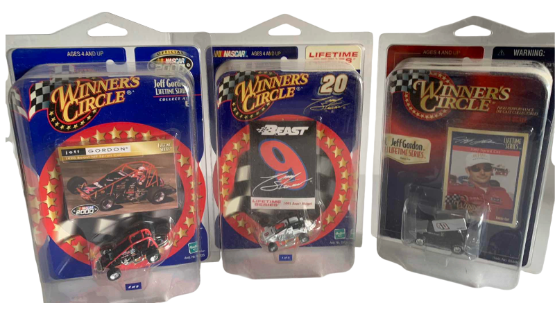 Photo 1 of NASCAR MINI SPRINT 1/64 CARS
