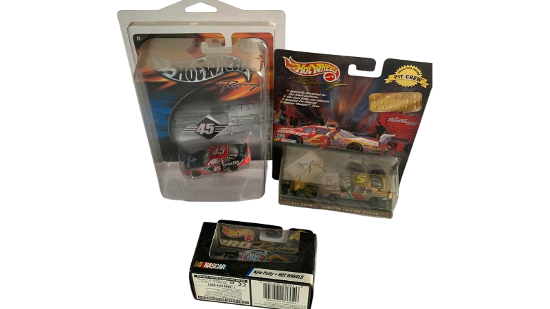 Photo 1 of NASCAR HOT WHEELS