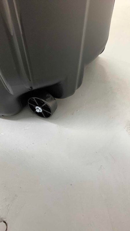 Photo 1 of RUBBERMAID ROUGHNECK 32 GALLON TRASH CAN WITH LID