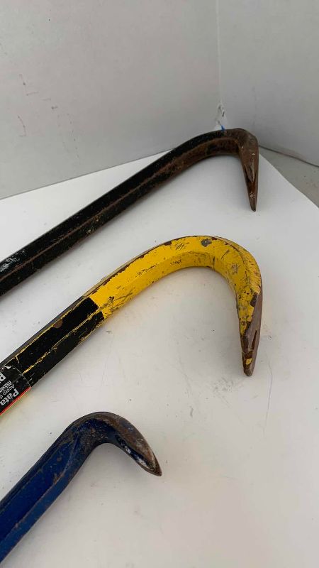 Photo 1 of 3-VARIOUS CROW BARS