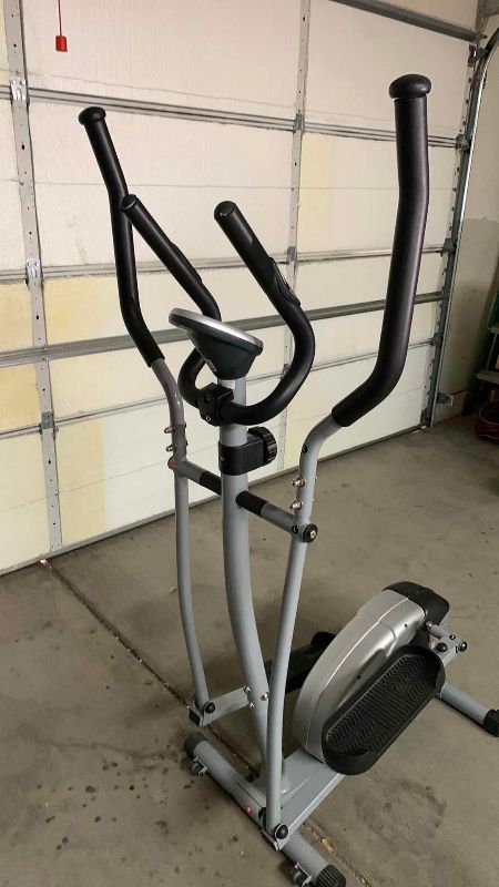 Photo 1 of SUNNY HEALTH & FITNESS MAGNETIC ELLIPTICAL MACHINE FITNESS CROSS TRAINER