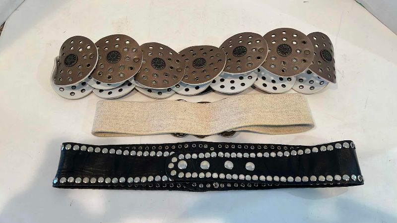 Photo 1 of 3-WOMENS FASHION BELTS