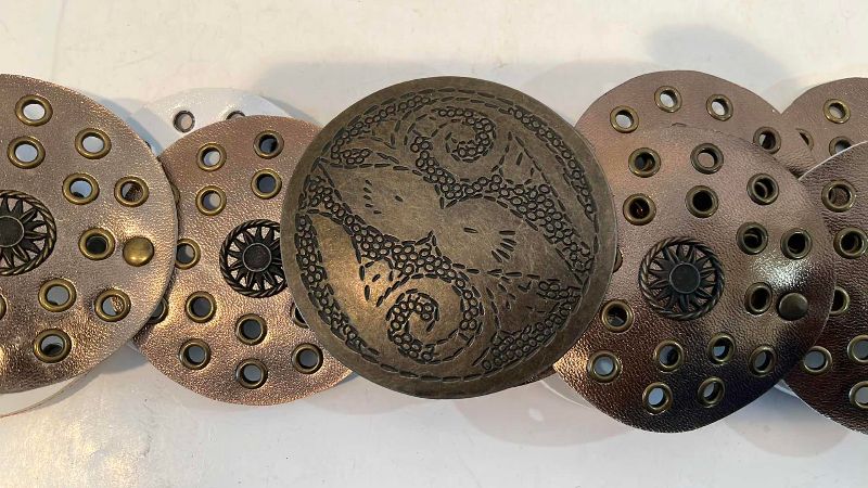 Photo 1 of 3-WOMENS FASHION BELTS