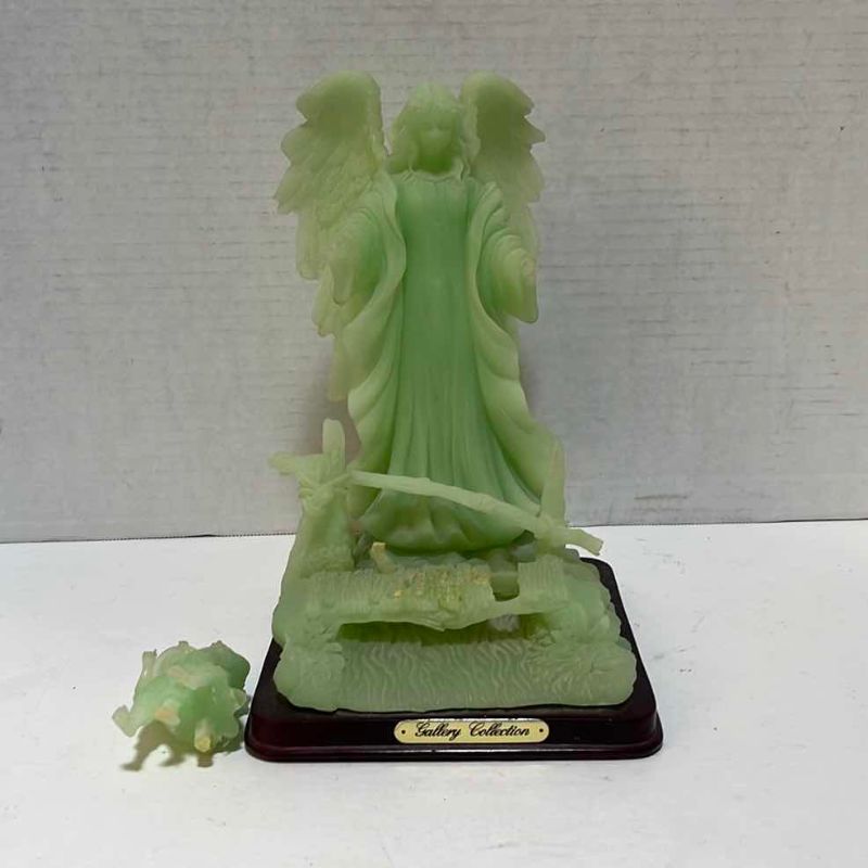Photo 1 of ANGEL INSPIRED STATUE GLOWS IN THE DARK